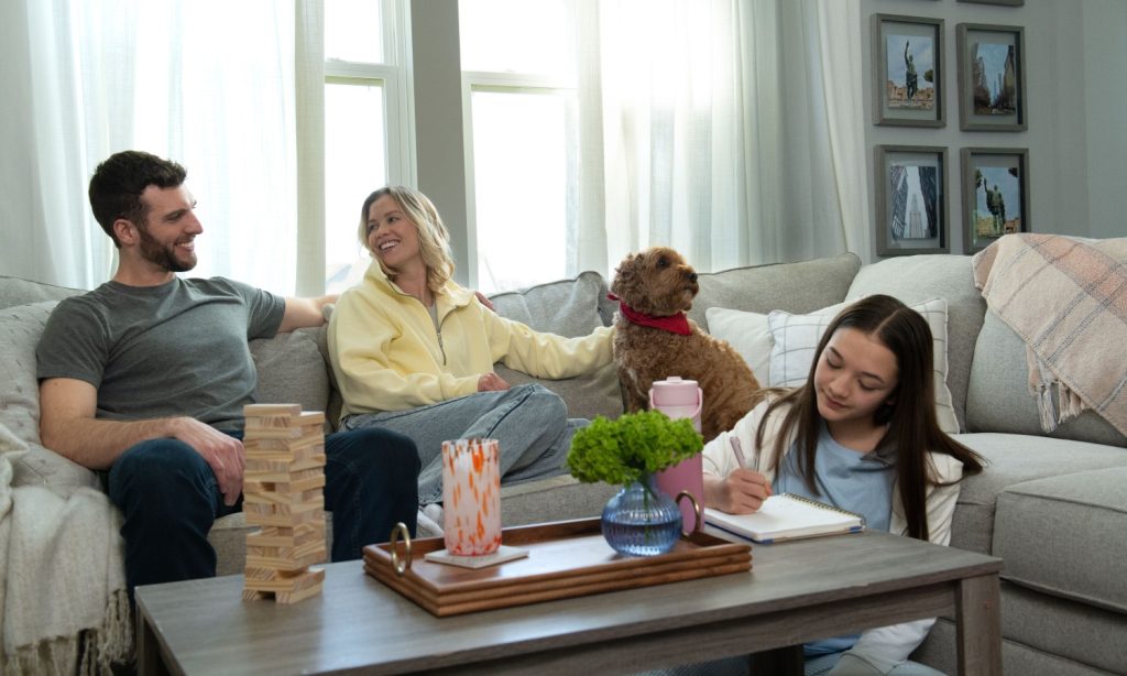 Family-On-Couch-Dog